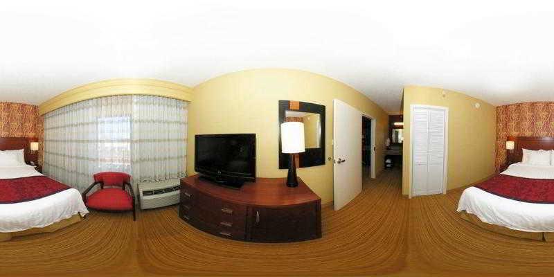 Courtyard Greensboro Airport Bagian luar foto