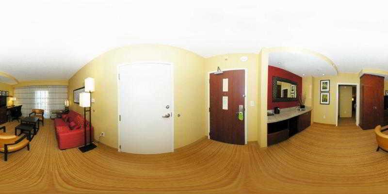 Courtyard Greensboro Airport Bagian luar foto