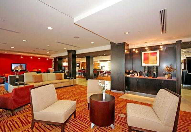 Courtyard Greensboro Airport Bagian luar foto